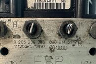 Audi Q5 8R r.v. 2012 řídící jednotka ABS 8R0907379H 8R0614517R