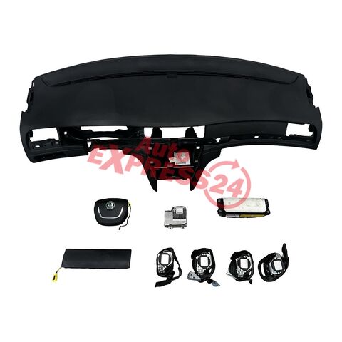 Škoda Superb 2 kombi r.v. 2013 palubní deska