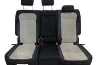 ‼️ Tiguan 5N Allspace 2021, sedacky + tapce‼️ oprava sedačky 1500,- + airbag 2400,- ‼️ zadní pravý tapec - chybející malé plast. lišty okolo madla a kliky + ulomené držáky ozdobné lišty