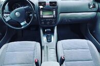 Veškeré náhradní díly VW Golf 5 kombi 2008 BMM KMX LC9X