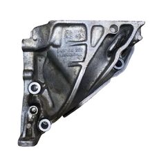 Škoda Fabia 3 kombi r.v. 2016 držák motoru 04B199207