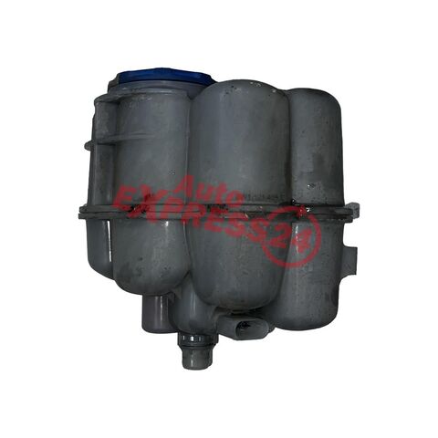 Audi A4 B9 8W S-Line avant r.v. 2017 nádobka na chladící kapalinu 8W1121403A