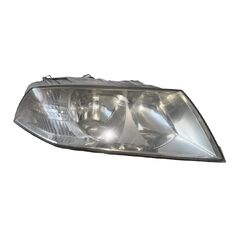 Škoda Octavia 2 kombi r.v. 2007 pravé přední světlo halogen