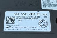 Škoda Octavia 3 facelift kombi r.v. 2018 naftové budíky 5E0920781E