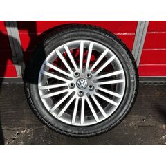 VW kolo 235/45 R17 letní pneu 7,66mm DOT2206 7,5Jx17H2 ET47 3C0601025D