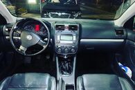 Náhradní díly VW Golf 5 kombi r.v. 2008 BLS JCR LC9X