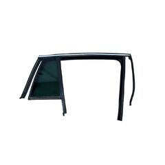 Škoda Superb 2 kombi r.v. 2010 pravé zadní sklo malé