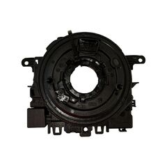 VW Passat B8 kombi r.v. 2019 kroužek volantu 5Q1953569B