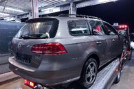 Vůz na náhradní díly VW Passat B7 kombi 2011 CFFB LNZ LA8X
