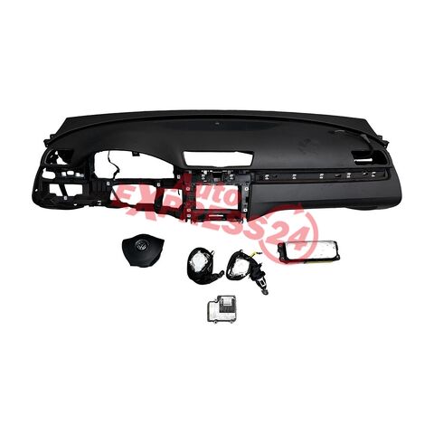 VW Passat B7 kombi r.v. 2014 černá palubní deska