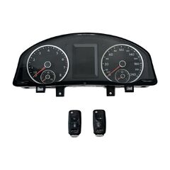 VW Tiguan 5N r.v. 2010 benzínové budíky 5N0920871