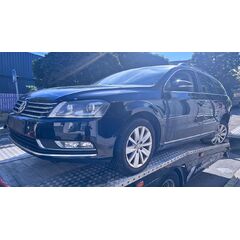 Vůz na náhradní díly VW Passat B7 kombi 2013 CFFB NFU LC9X