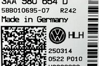 VW Touran 1T3 r.v. 2014 přední kamera 3AA980654D