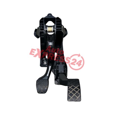 VW Passat B8 sedan r.v. 2016 pedály 5Q1721058BH 5Q1721503H