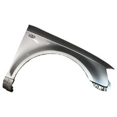 Audi A3 8P Sportback r.v. 2007 stříbrná metalíza kód barvy LY7W pravý blatník