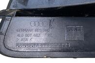 Audi Q7 4L r.v. 2008 pravá přední mřížka 4L0807682