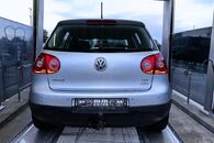 Vůz na náhradní díly VW Golf 5 hatchback 2009 BLS JCR LA7W
