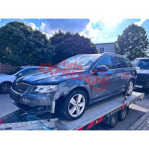 Vůz na náhradní díly Škoda Octavia 3 kombi 2015 CRK PTW LF7Y