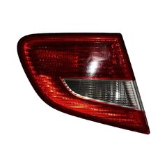 Škoda Superb 2 sedan r.v. 2009 levé zadní vnitřní světlo 3T5945093