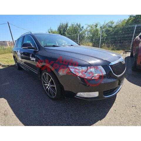 Vůz na náhradní díly Škoda Superb 2 kombi 2011 CFF LHD LF9R