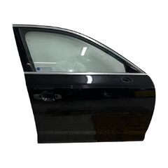 Audi A4 B9 8W S-Line avant r.v. 2017 černá metalíza kód barvy LY9B pravé přední dveře