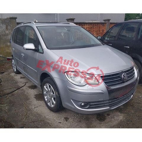 Vůz na náhradní díly VW Touran 1T2 FL 2007 BMN JPQ LA7W