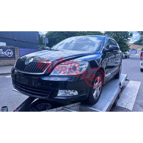 Vůz na náhradní díly Škoda Octavia 2 FL kombi 2012 CAYC NKA LF9R