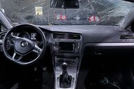 Vůz na náhradní díly VW Golf 7 kombi 2014 CLHA MWW LC9A
