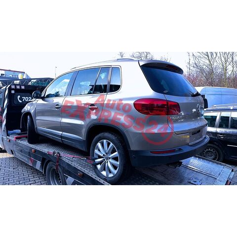 Vůz na náhradní díly VW Tiguan 5N FL 2013 CFFB NYD LA1X