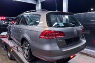 Vůz na náhradní díly VW Passat B7 kombi 2011 CFFB LNZ LA8X