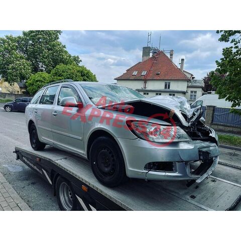 Náhradní díly Škoda Octavia 2 FL kombi 2013 CAYC LHW LA7W