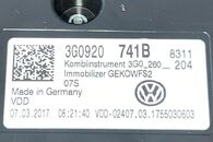 VW Passat B8 kombi r.v. 2017 budíky 3G0920741B naftové