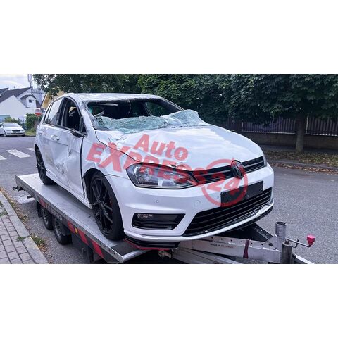 Vůz na náhradní díly VW Golf 7 R-Line hatchback 2015 CXSA PRL LC9A