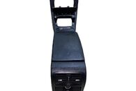 VW Passat B6 kombi r.v. 2008 loketní opěrka kožená