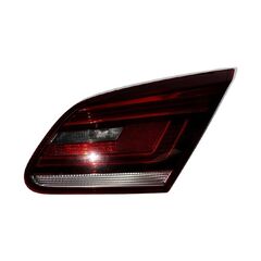 VW Passat CC facelift r.v. 2013 pravé zadní vnitřní světlo LED 3C8945308P