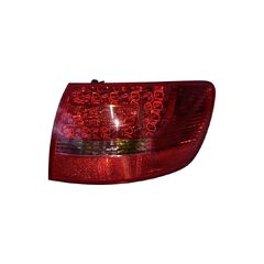 Audi A6 C6 4F avant S-Line r.v. 2006 pravé zadní vnější světlo LED