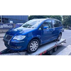 Vůz na náhradní díly VW Touran 1T2 FL 2008 BMM KCV LC5C