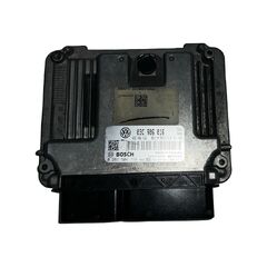 VW Golf 6 kombi r.v. 2010 řídící jednotka motoru CAXA LHY 03C906016 03C906016