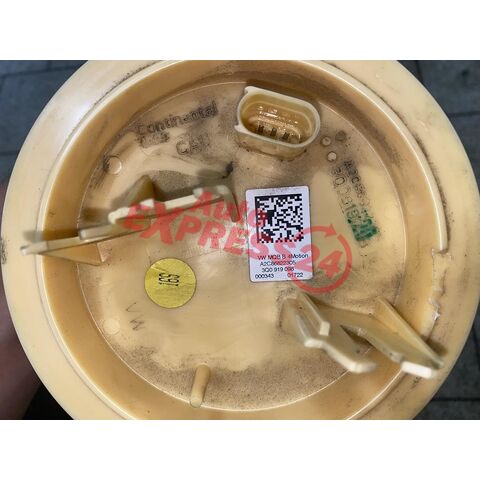 VW Passat B8 facelift kombi r.v. 2022 palivové čerpadlo nádrže 3Q0919098