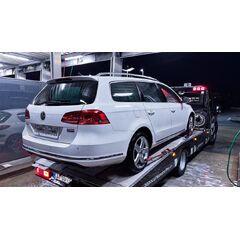 Vůz na náhradní díly VW Passat B7 kombi 2012 CFGB NLN LB9A