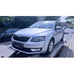 Vůz na náhradní díly Škoda Octavia 3 kombi 2017 CXXB RRD LA7W