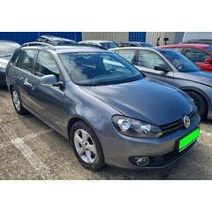 Vůz na náhradní díly VW Golf 6 kombi 2010 CAXA LHY LD7X
