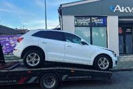 Veškeré náhradní díly Audi Q5 8R 2012 CGLB NHD LAW LLU LY9C