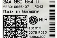 VW Passat B7 Alltrack kombi r.v. 2014 přední kamera 3AA980654D