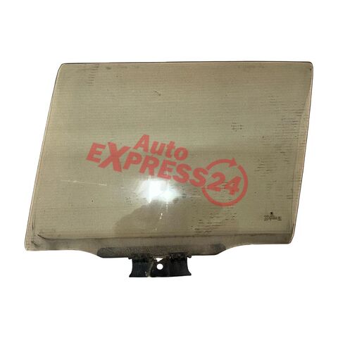 Škoda Octavia 2 facelift kombi Laurin a Klement r.v. 2011 levé zadní dvojité sklo