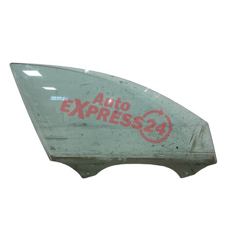 Audi A6 C7 4G sedan r.v. 2013 pravé přední sklo