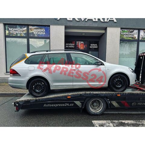 Vůz na náhradní díly VW Golf 6 kombi 2013 CAYC LHW LA7W