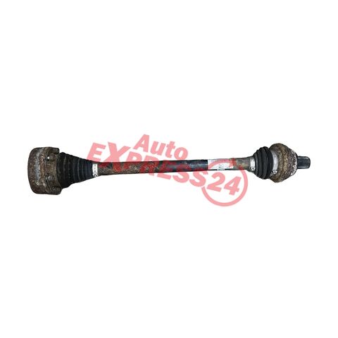 VW Passat B8 kombi r.v. 2016 levá poloosa 3Q0501203C