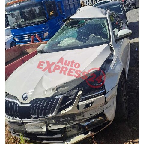 Vůz na náhradní díly Škoda Octavia 3 FL 2020 DFFA UAW LF9E