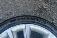 Kola 235/40 R18 letni pneu sjety 1Z0601025M 7.5Jx18H2 ET51